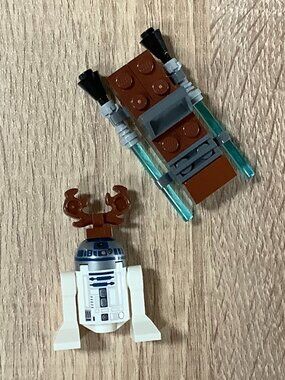 LEGO Star Wars Minifigure Reindeer R2-D2 sw0679 minifig and minibuild sleigh